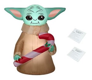 Baby Yoda Christmas Inflatable - Star Wars Mandalorian Décor - Yinz Buy