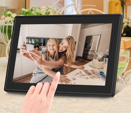 are digital photo frames worth it share pictures instantly