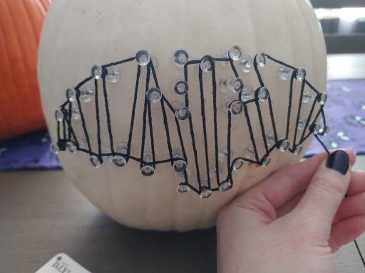 how to make pumpkin string art step 9 begin filling interior of pattern yinzbuy