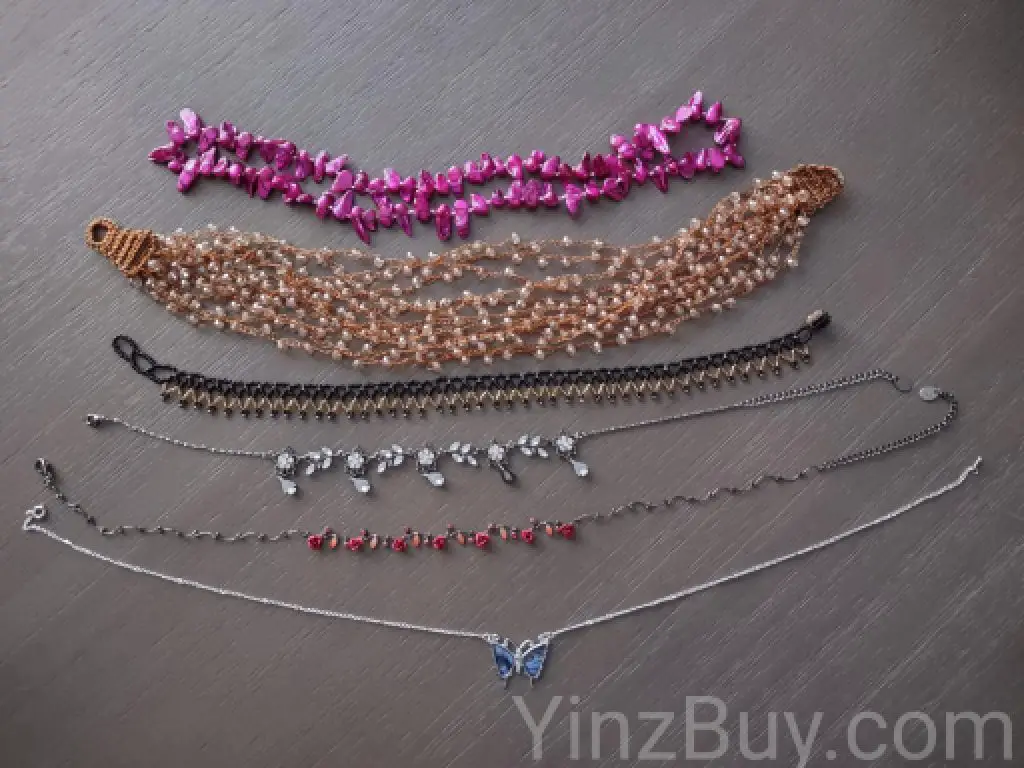 is a necklace a good gift for a friend variety of choices copyright yinzbuy