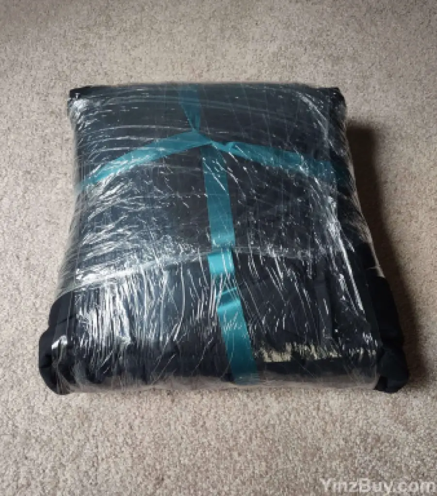 how to wrap a weighted blanket by itself step 4 use plastic wrap if needed copyright yinzbuy